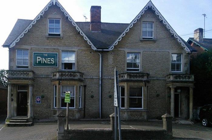 The Pines Guest Accommodation Chippenham (Wiltshire) Exterior foto
