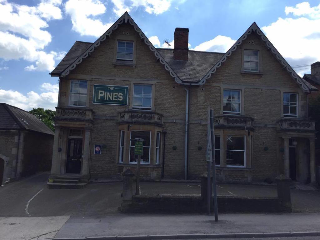 The Pines Guest Accommodation Chippenham (Wiltshire) Exterior foto